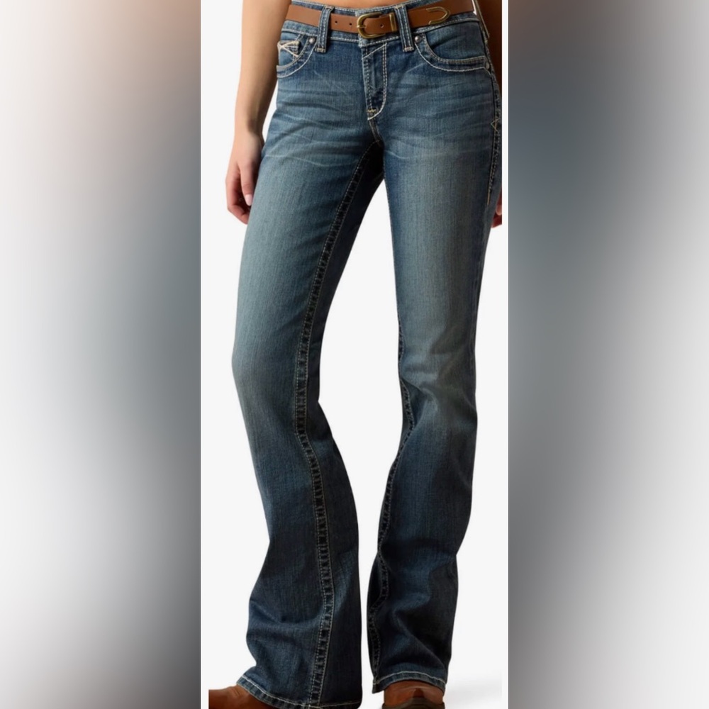 Ariat Women's Bootcut Jeans in Mid Blue Wash